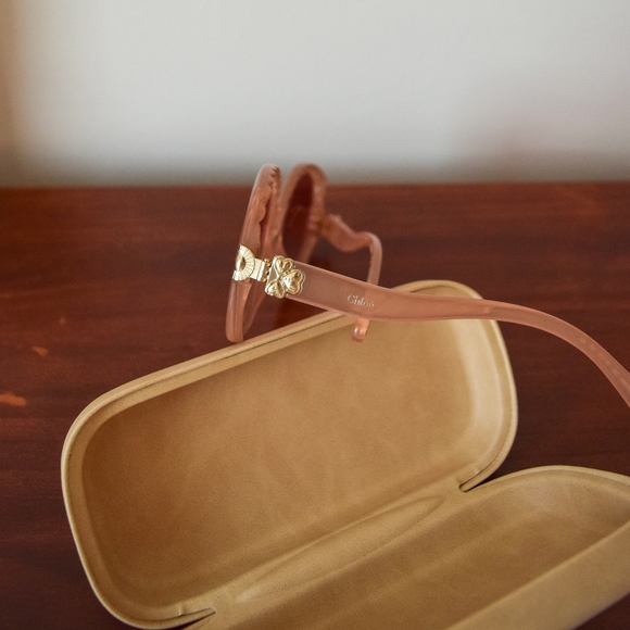 Chloe pink acetate oversized gradient sunglasses w/ case - Picture 5 of 7